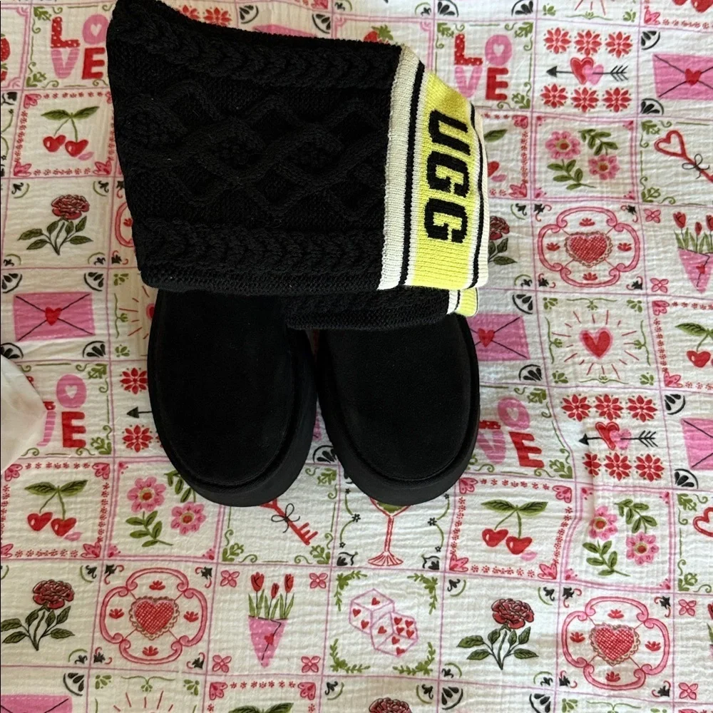 UGG knit  tall boots Limited, edition